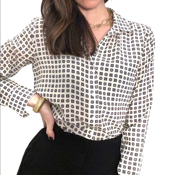 Joe Fresh print button down blouse - Picture 2 of 4